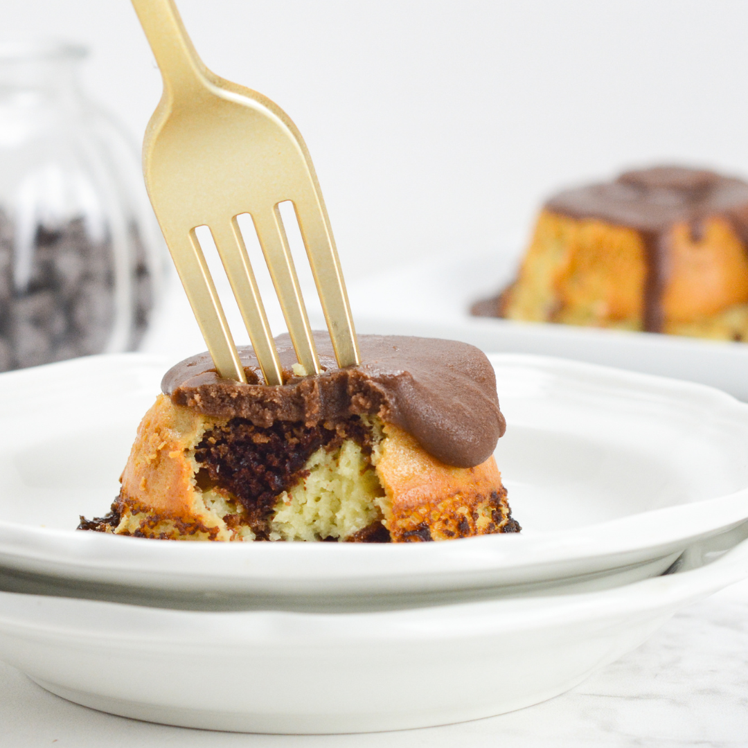 Custard Cakes with Salted Caramel Chocolate Ganache Baking Kit 