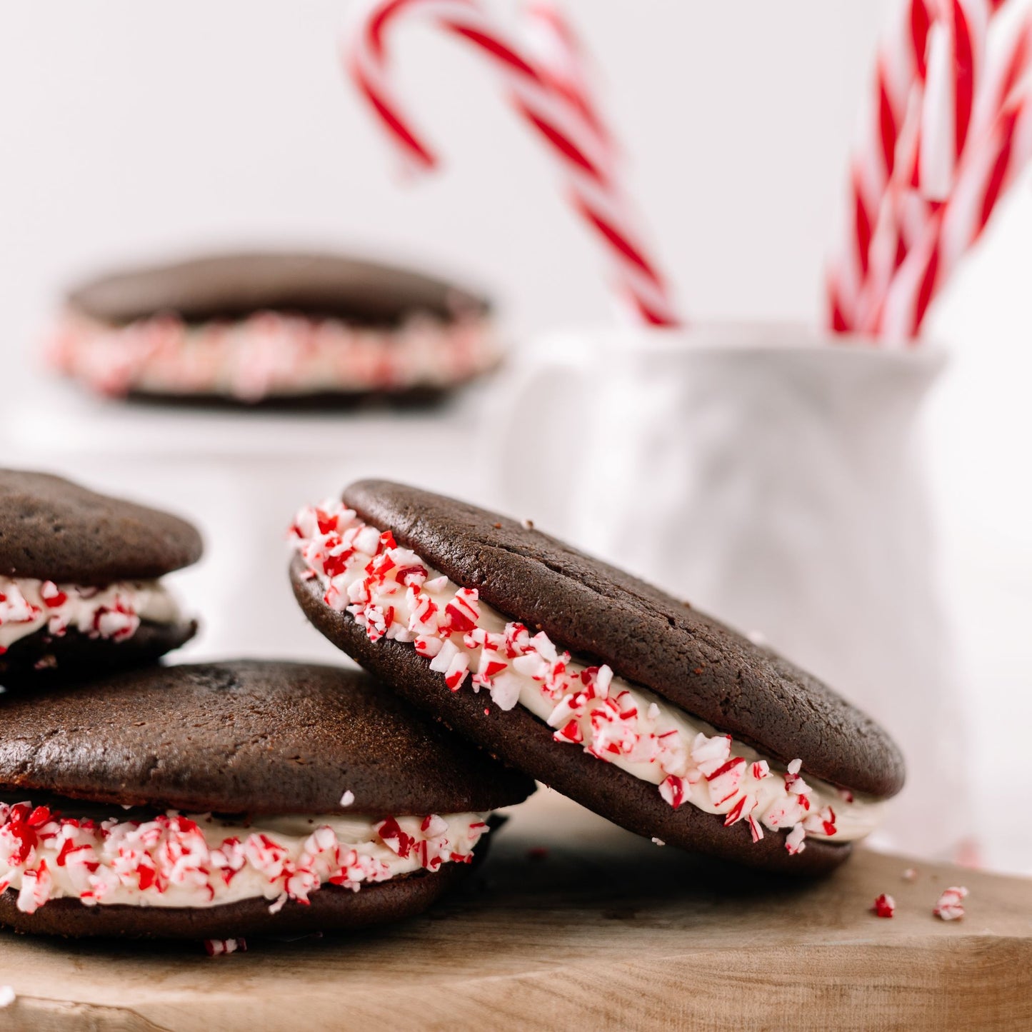 Chocolate Peppermint Whoopie Pies